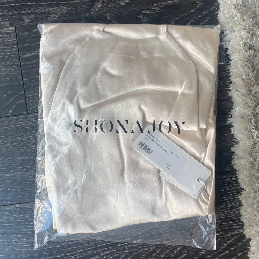 NWT Shona Joy La Lune Low Back Halter Neck Dress Cream, size 0 - Picture 10 of 11